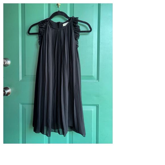Richie House 11/12 Girls' Pleated with Ruffled Sleeve Black Excellent Con - Picture 1 of 8